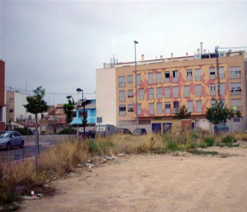 El Grupo Socialista denuncia el abandono y suciedad de un solar municipal en el centro Espinardo - 1, Foto 1