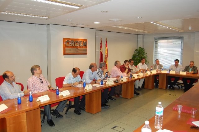 APIRM: El Gobierno adopta una medida que equivale a la pérdida de 5.000 puestos de trabajo en la región - 4, Foto 4