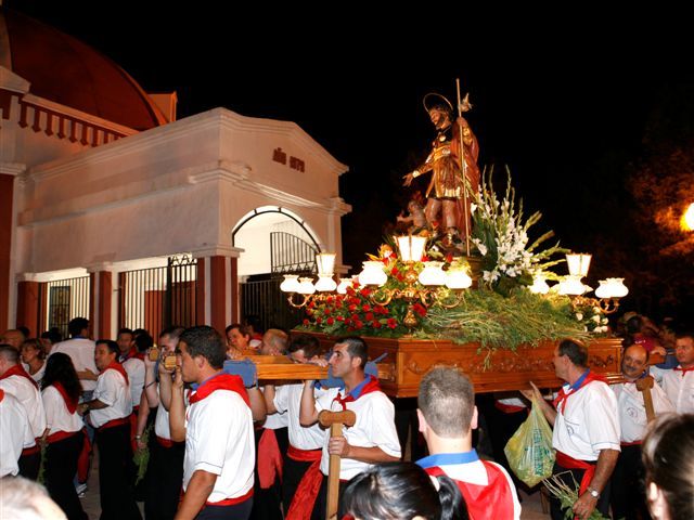 Los ceutienses bajan a su patrón en romería hasta la iglesia de la localidad el sábado 7 de agosto - 1, Foto 1