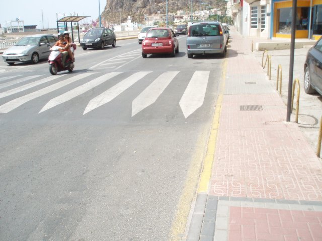 Obras Públicas construye 20 pasos peatonales sobreelevados en el municipio de Águilas - 1, Foto 1
