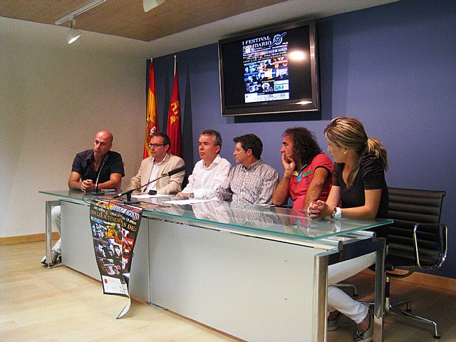 El Festival Solidario 'Alas por la infancia' de Lorca contará con la actuación de Cómplices o Los Secretos - 2, Foto 2