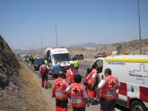 El Equipo Médico Municipal de Cruz Roja de Águilas asiste un grave accidente de tráfico donde se han visto implicados cuatro vehículos