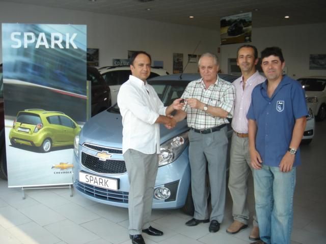 Manuel Caamaño gana un coche por comprar en las plazas de abastos municipales - 1, Foto 1