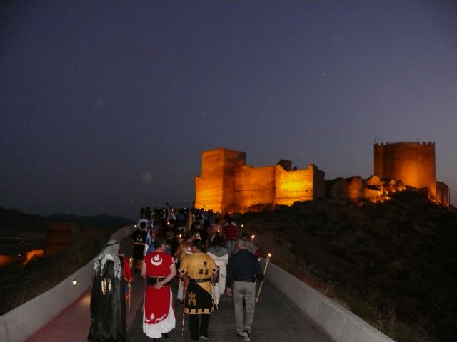 El alcalde de Jumilla entregó las llaves del castillo al alcaide festero - 2, Foto 2
