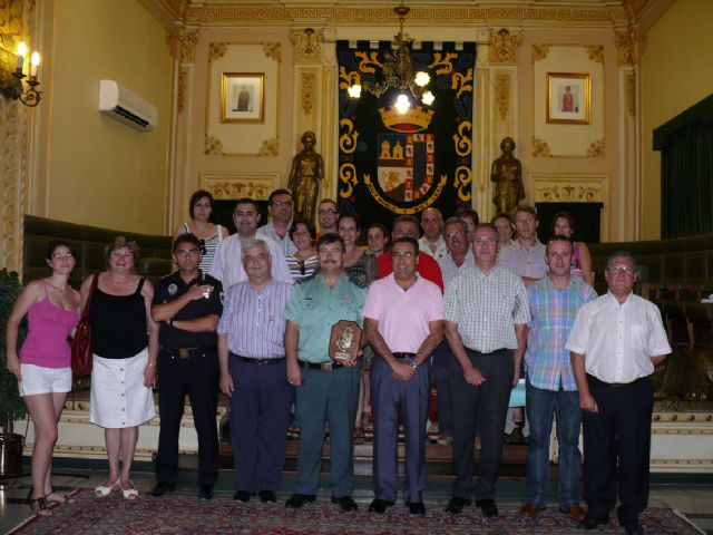 El ayuntamiento reconoce la labor, en Jumilla, del teniente de la Guardia Civil - 2, Foto 2