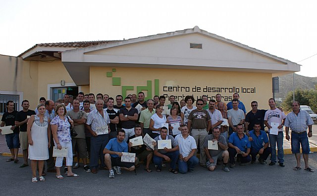 El Centro de Desarrollo Local oferta más de 60 programas formativos para el último cuatrimestre de 2010 - 1, Foto 1