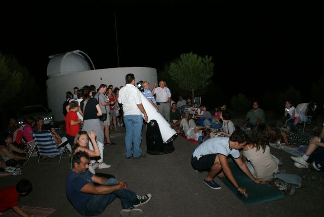 Observación multitudinaria de 'lluvia de estrellas' en el Cabezo de la Jara - 3, Foto 3