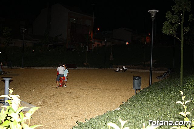 Inauguran las obras de acondicionamiento integral del jardn de la calle Canarias, ubicado en el barrio de San Roque - 8