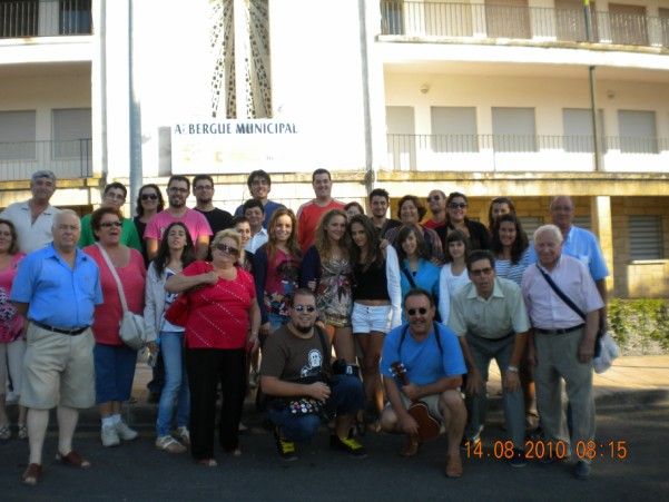 El grupo de coros y danzas el molinico alguaceño cosecha un notable éxito en cáceres - 1, Foto 1