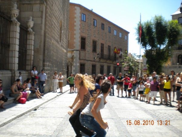 El grupo de coros y danzas el molinico alguaceño cosecha un notable éxito en cáceres - 4, Foto 4