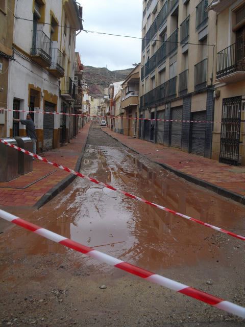 El PSOE pide la reanudación inmediata de las obras llevadas a cabo en la calle José María Zarauz - 2, Foto 2