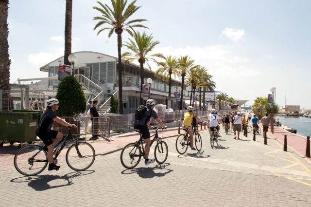 Más de 2.000 turistas llegan a Cartagena en el buque Aidavita - 3, Foto 3