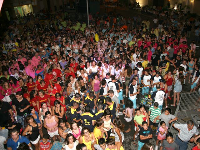 El chupinazo, pistoletazo de salida de las fiestas patronales de Fuente Álamo - 2, Foto 2