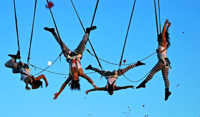 'Voala Proyects' ultima los preparativos de su obra de teatro aéreo 'Muaré' - 2, Foto 2