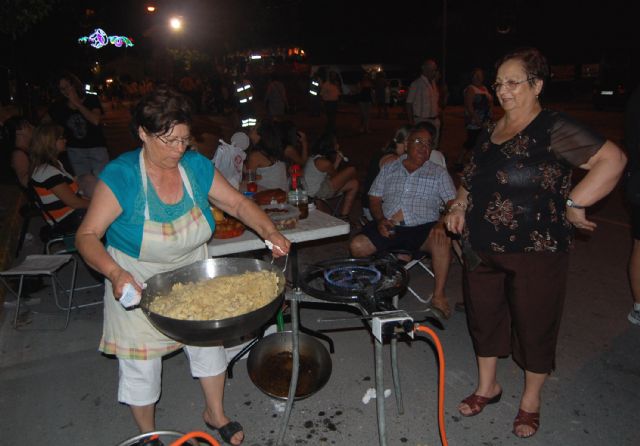 El olor a sardina y zurra llega a las fiestas torreñas - 1, Foto 1