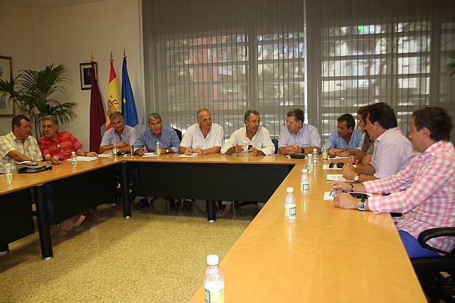 Cerdá se reúne con representantes del sector agrícola para ajustar las evaluaciones de los daños provocados por el granizo, Foto 1
