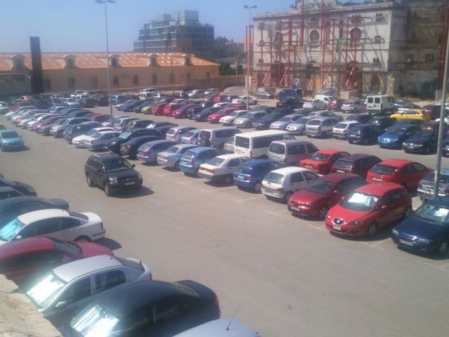 El PSOE reclama al PP una nueva línea de autobús que facilite el acceso a la universidad y a los servicios administrativos - 1, Foto 1