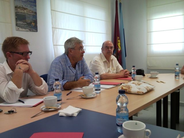 Las primeras conclusiones de la reunión comarcal de turismo celebrada en La Manga evidencian la falta de una política turística regional - 2, Foto 2