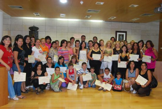 Más de un millar de personas se han beneficiado de las acciones que ha llevado a cabo la concejalía de Mujer e Igualdad de Oportunidades, Foto 1