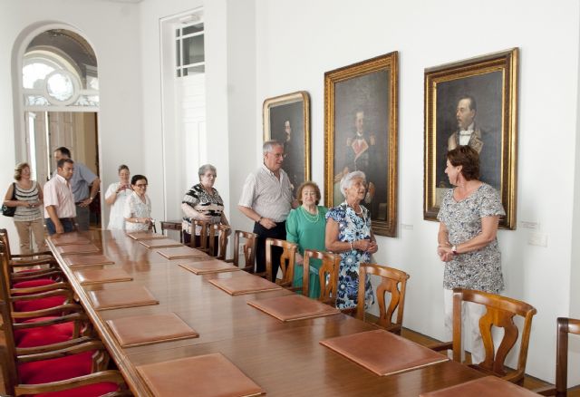 Los mayores de El Algar regalan frutas y verduras a la alcaldesa - 4, Foto 4
