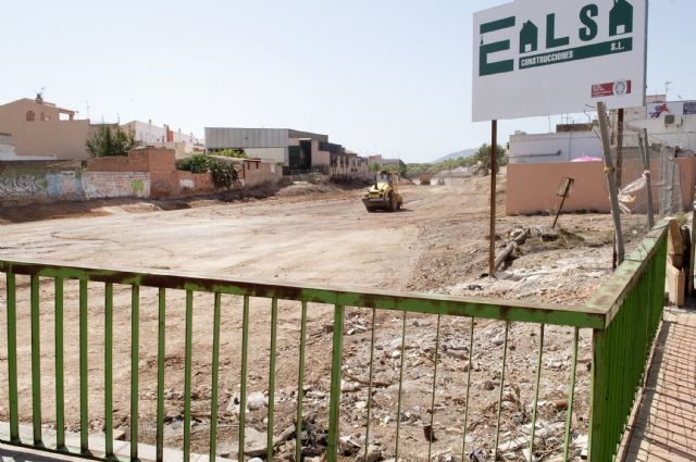 Sin rastro de la antigua vía férrea del barrio de Peral - 1, Foto 1