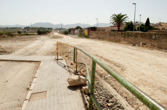 Sin rastro de la antigua vía férrea del barrio de Peral - 2, Foto 2