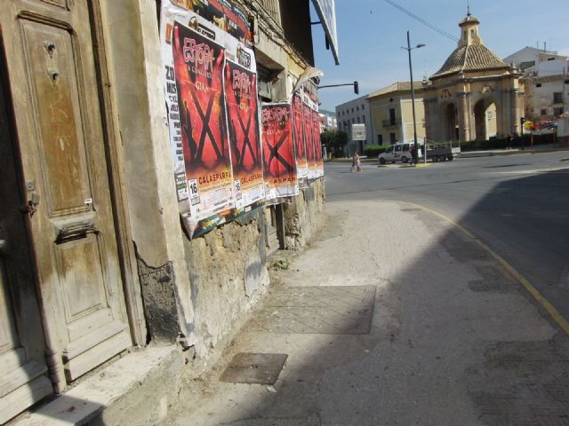 Denuncian el estado de ruina en que se encuentra un edificio junto al Templete - 3, Foto 3