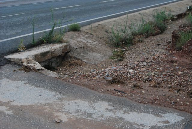 Ponen en marcha un dispositivo especial de limpieza para evitar las inundaciones por la previsión de la gota fría en el mes de septiembre, Foto 1