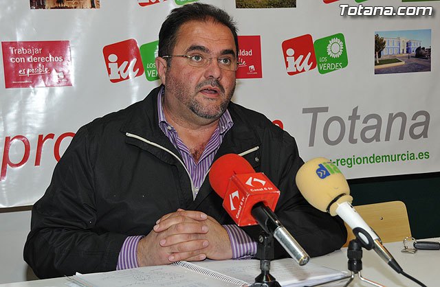 IU alerta de las intenciones del Alcalde para adjudicar a dedo un contrato de 18.000 euros a la empresa GRANITO, Foto 1