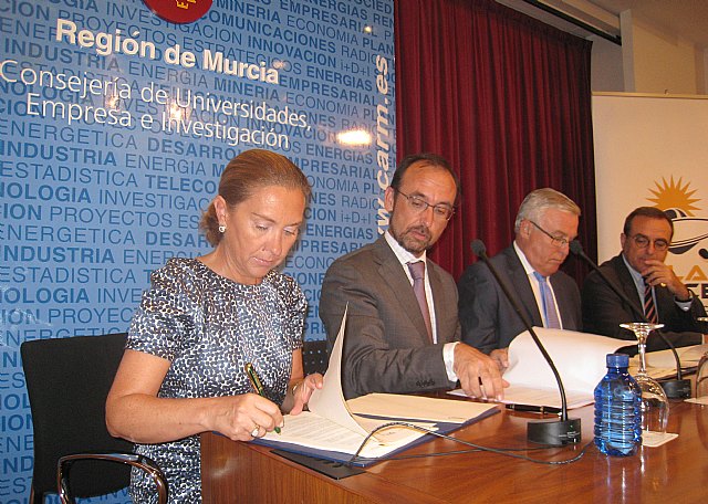 La Comunidad apoya a las universidades de la Región en la investigación de tecnología para los coches propulsados por energías limpias - 1, Foto 1