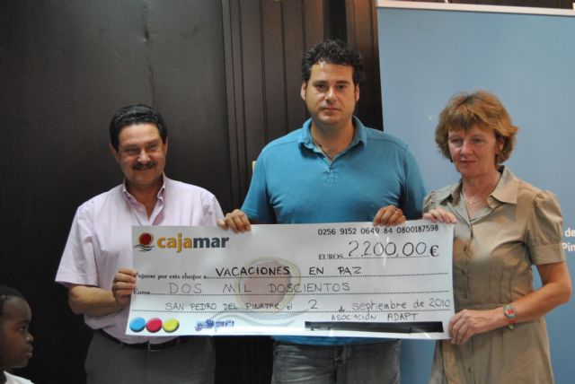 El alcalde de San Pedro del Pinatar recibió en el Salón de Plenos del Ayuntamiento a siete niños saharauis - 2, Foto 2