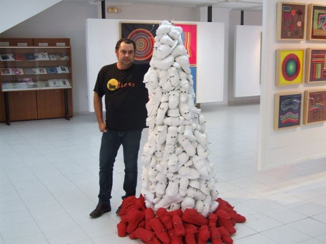 El arte de reciclar llega a Blanca de la mano del artista plástico Lisón - 2, Foto 2