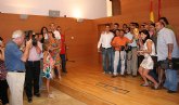 El presidente de la Comunidad recibe en el Palacio de San Esteban la Copa del Mundo del Ftbol