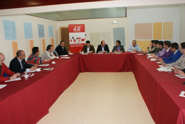 El Ayuntamiento de Puerto Lumbreras fomentará la inserción laboral de los jóvenes a través del programa Europeo Progress - 1, Foto 1