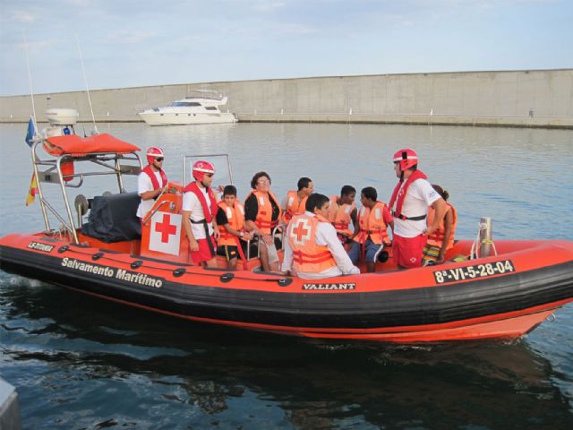 Cruz Roja de Águilas con el Programa Vacaciones en Paz - 1, Foto 1