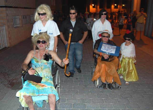 El barrio ilorcitano de Los Rosales despidió los festejos en honor a su patrona - 1, Foto 1