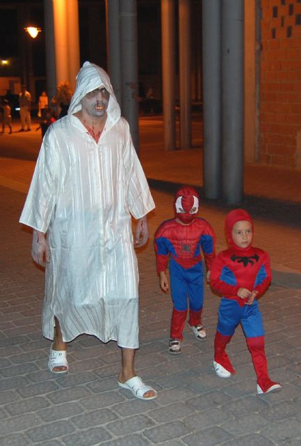 El barrio ilorcitano de Los Rosales despidió los festejos en honor a su patrona - 4, Foto 4
