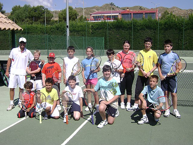 El pasado miércoles 1 de septiembre dio comienzo un nuevo curso de la Escuela de Tenis del Club de Tenis de Totana, Foto 1