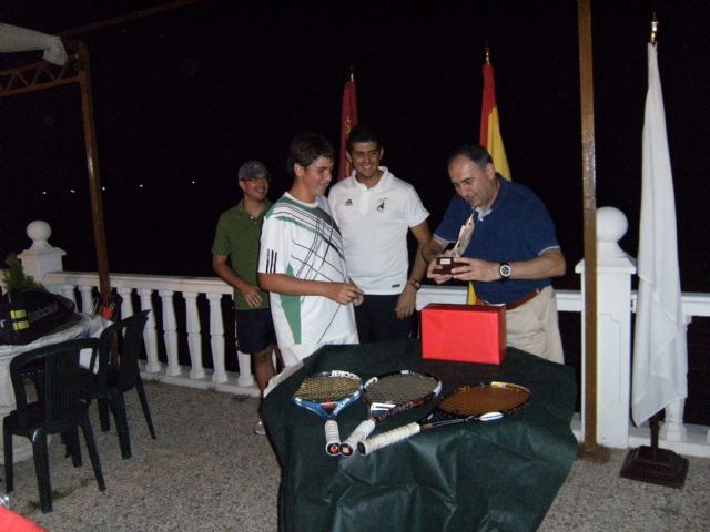 El Club Deportivo Sierra Espuña clausuró el pasado 31 de agosto su Curso Integral de Tenis, Foto 2