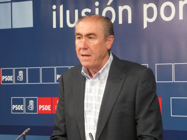 López: Es necesaria una profunda renovación de las escuelas e institutos de la Región - 1, Foto 1