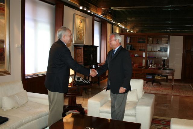 El alcalde de Abarán se reúne con el presidente de la Comunidad - 1, Foto 1