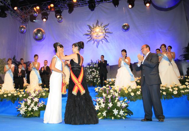 Ana Hellín González fue coronada como Reina de las Fiestas de Puerto Lumbreras 2010 ante más de 2.000 personas - 1, Foto 1