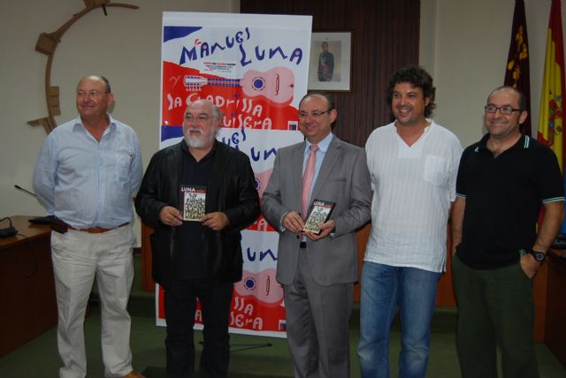 Manuel Luna y La Cuadrilla Maquiera presentan en Alhama el nuevo disco del autor murciano Por Parrandas - 2, Foto 2