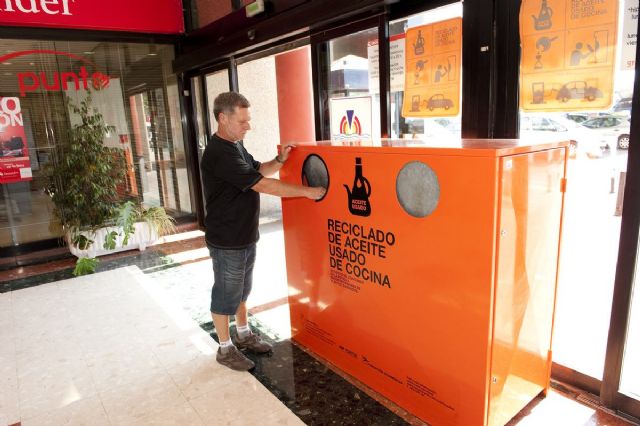 Los cartageneros reciclaron casi 10.000 litros de aceite doméstico en los ocho primeros meses del año - 1, Foto 1