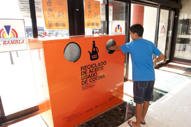 Los cartageneros reciclaron casi 10.000 litros de aceite doméstico en los ocho primeros meses del año - 2, Foto 2