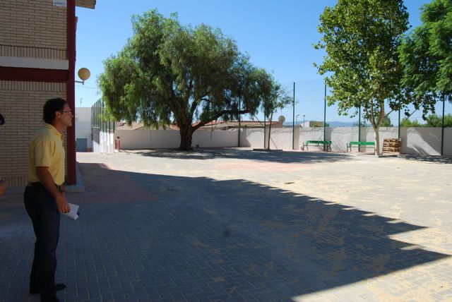 El Ayuntamiento de Alhama ha invertido durante el verano ms de 400.000 euros en mejoras en los centros escolares, Foto 1