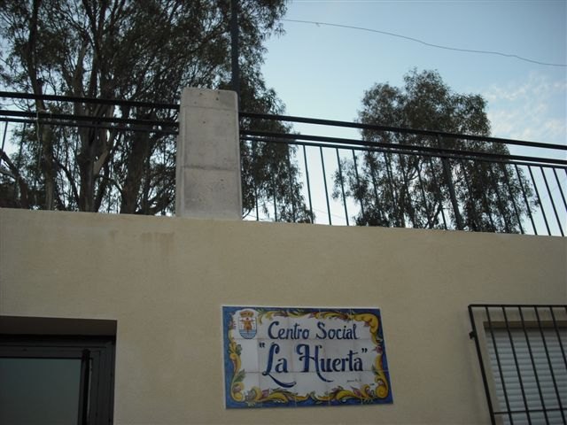 La Junta Directiva de la Asociación de Vecinos de los Huertos se reunió en el nuevo local social, Foto 4