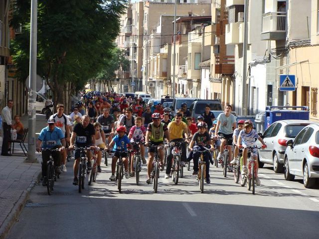 Aquaeróbic y Ruta en Bicicleta a Cazalla y Aguaderas, nuevas oportunidades para disfrutar del deporte popular de los Juegos del Guadalentín - 1, Foto 1
