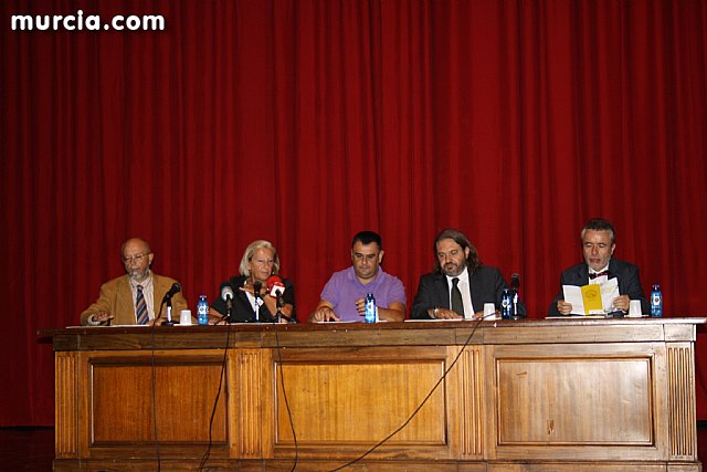 El alcalde y el vicerrector de Extensin Universitaria de la UMU clausuran el curso de la Universidad Internacional del Mar - 5