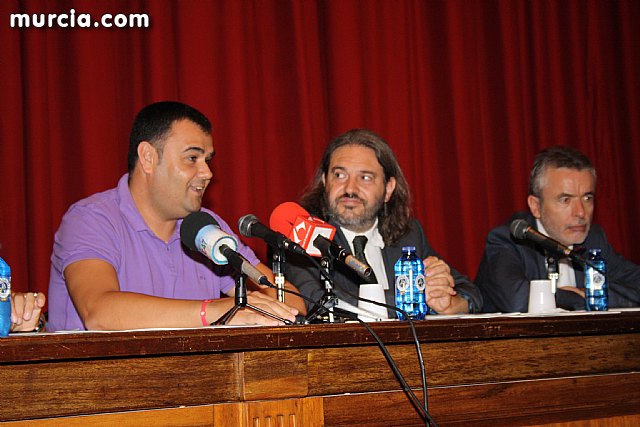 El alcalde y el vicerrector de Extensin Universitaria de la UMU clausuran el curso de la Universidad Internacional del Mar - 11